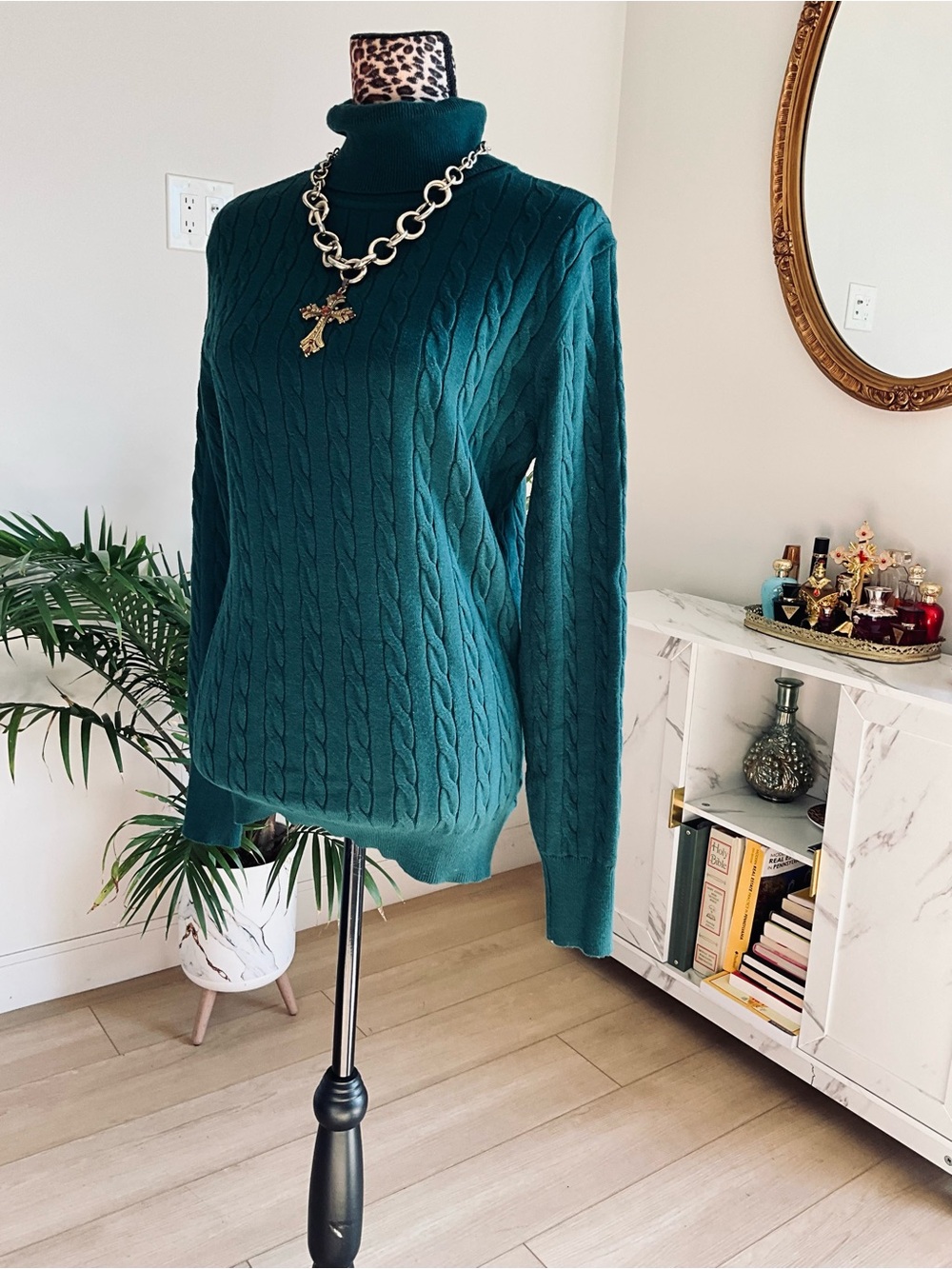 Green Pine Sweater - Picture 9 of 11